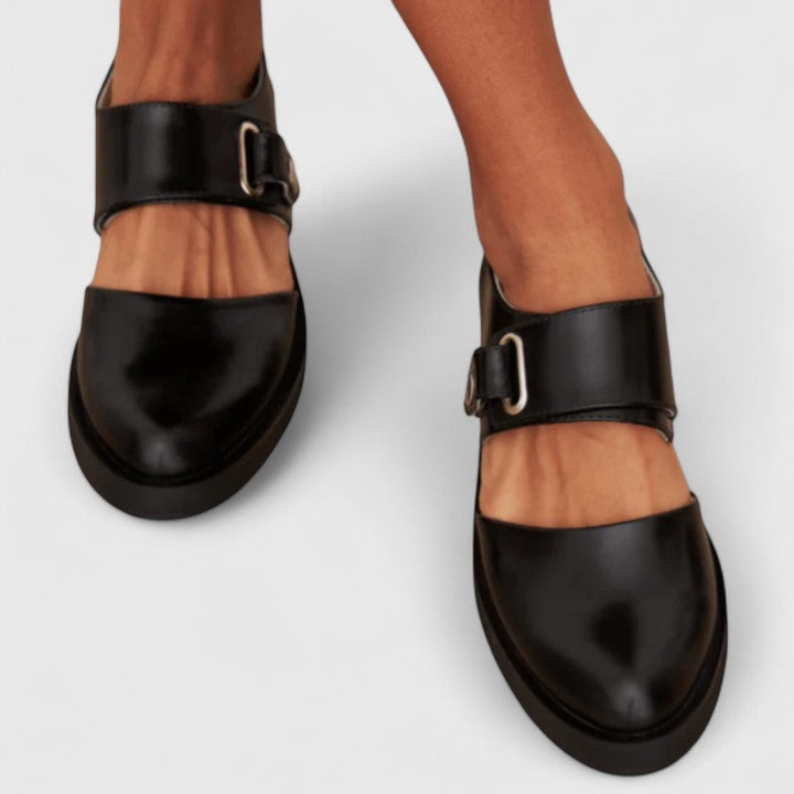 Lyssavelle | Polished Loafers