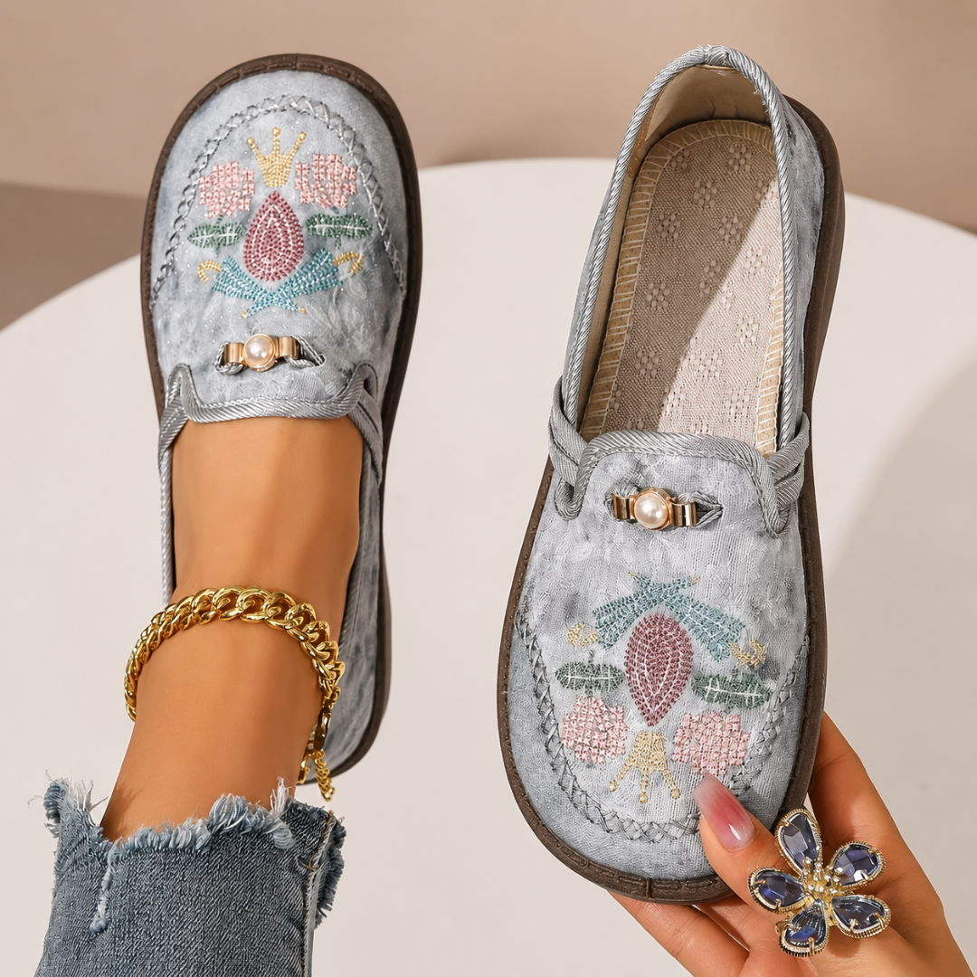 Rosalie – Embroidered Floral Slip-On Loafers