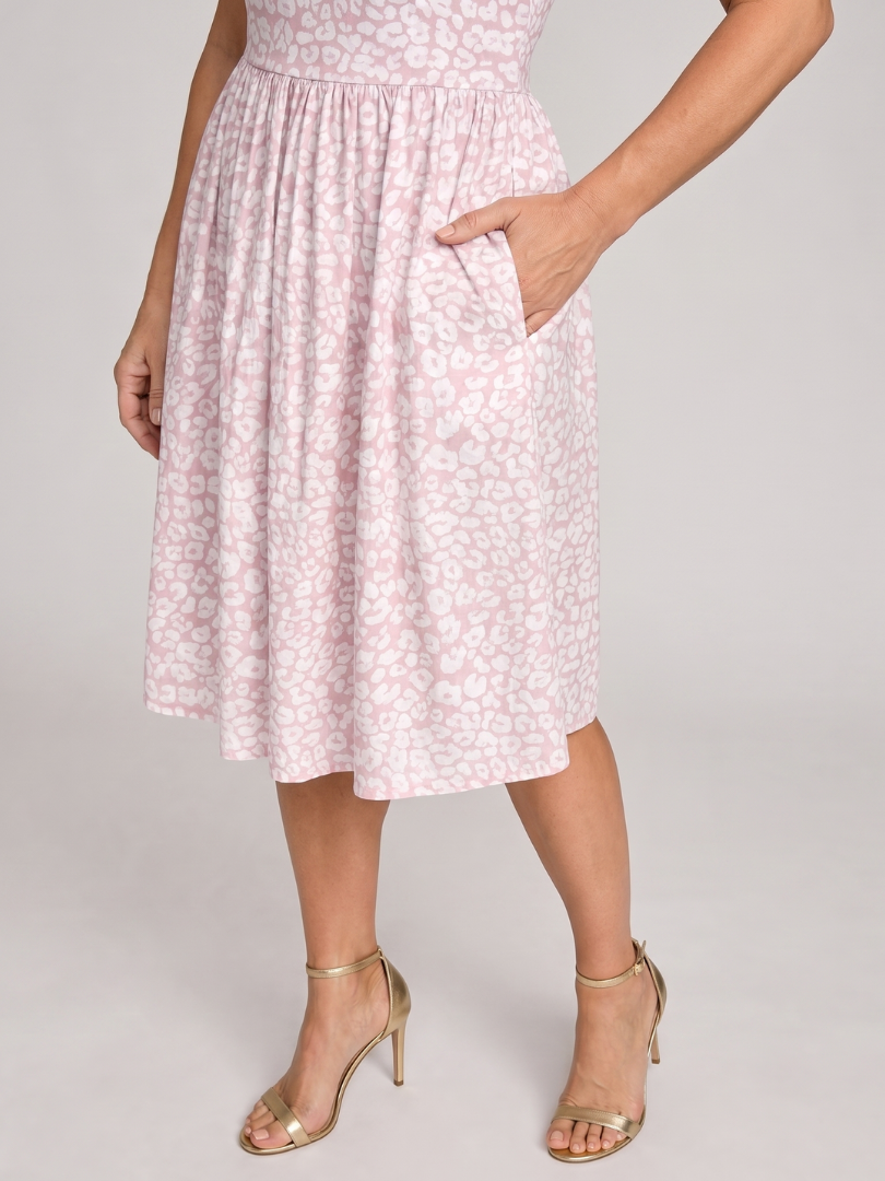 Leneva | Square Neck Floral Print Knee Length Dress