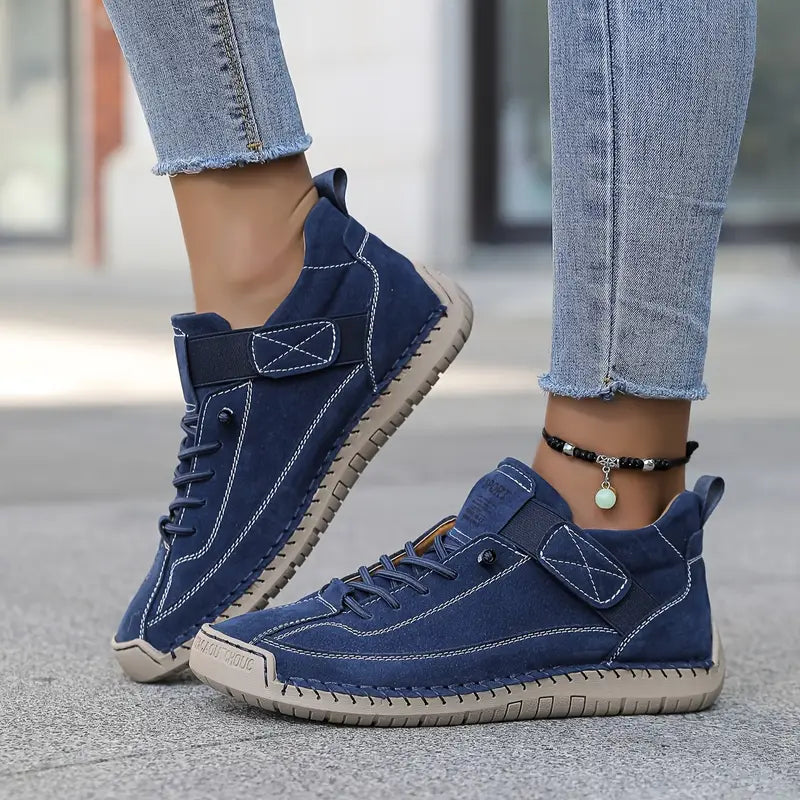 Meya – Orthopedic Lace-Up Leather Sneakers