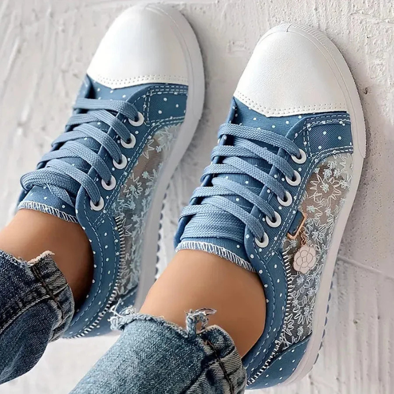 Caro – Floral Lace Embroidered Sneakers