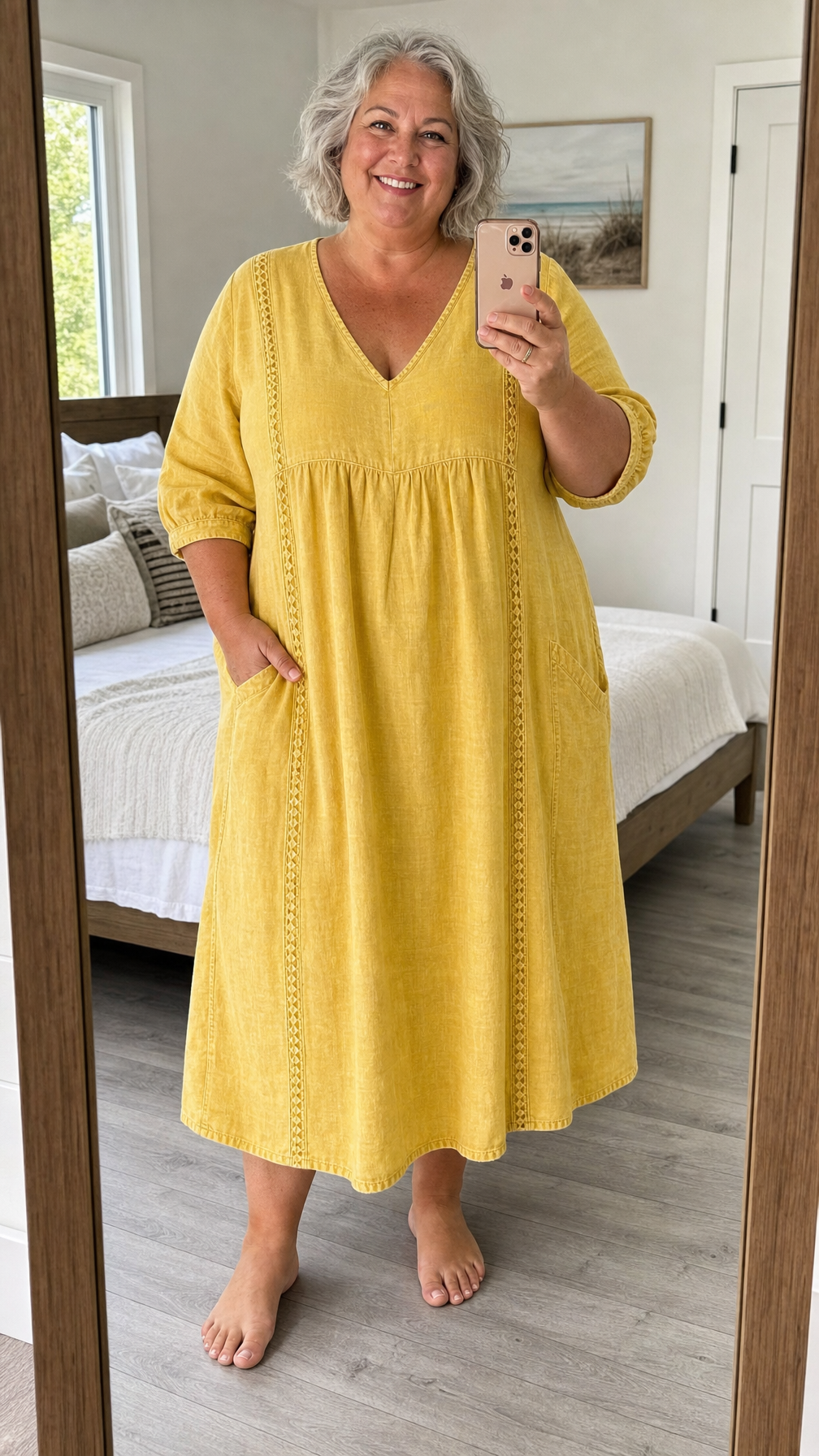 Antonia – Relaxed Midi Dress with Lace Trim