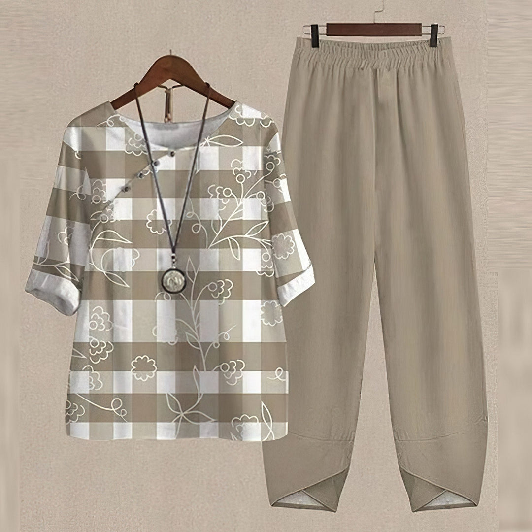 Gwendolyn – Floral Print Shirt and Trouser Set