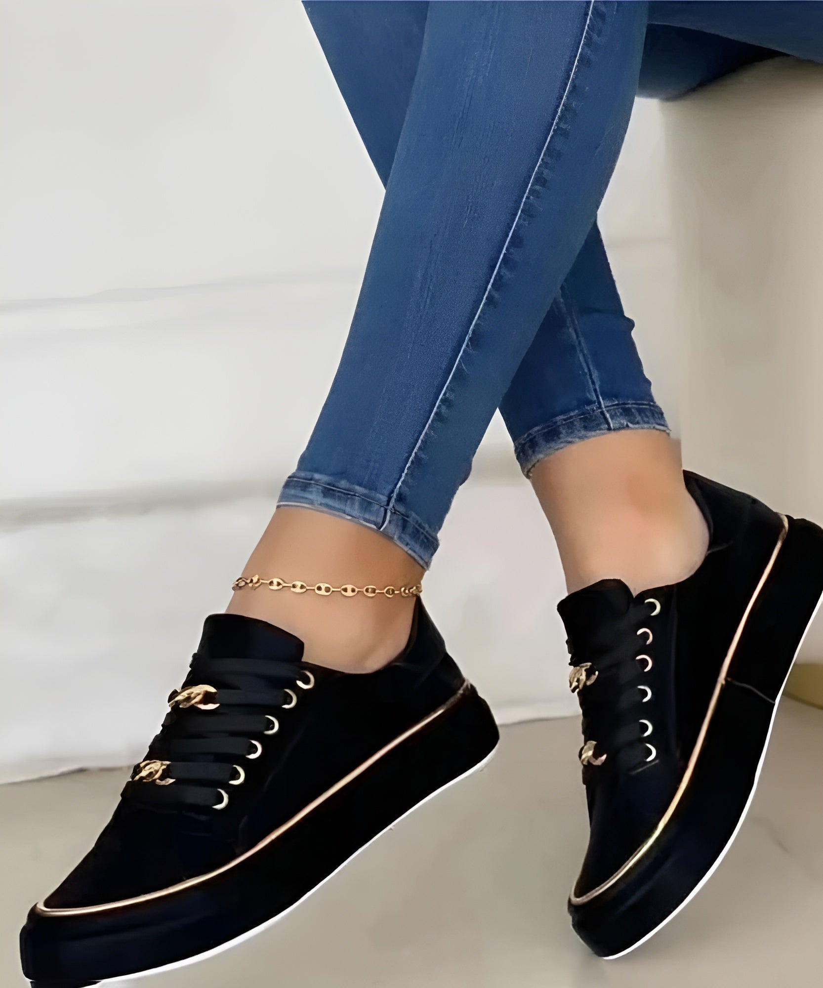 Alexya – Platform Sneakers with Chain Lace Detail