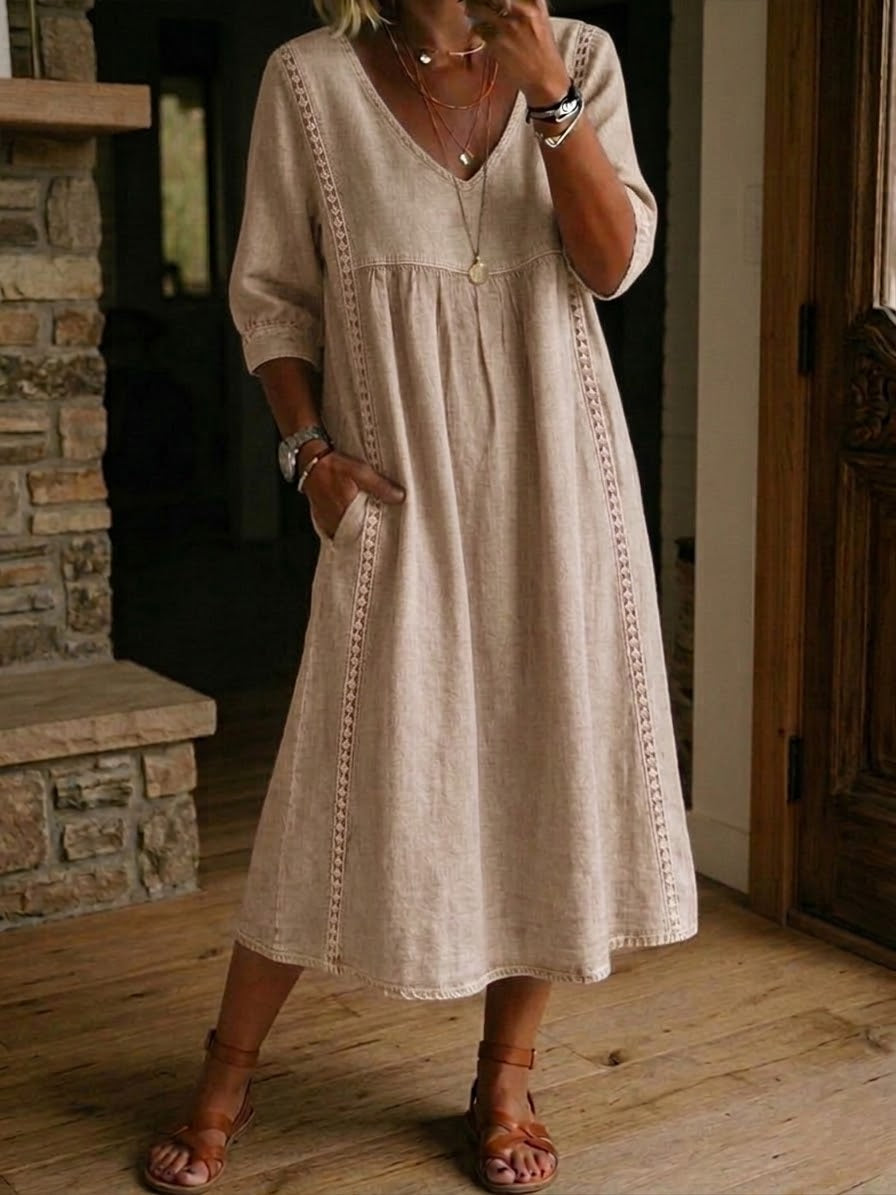 Antonia – Relaxed Midi Dress with Lace Trim